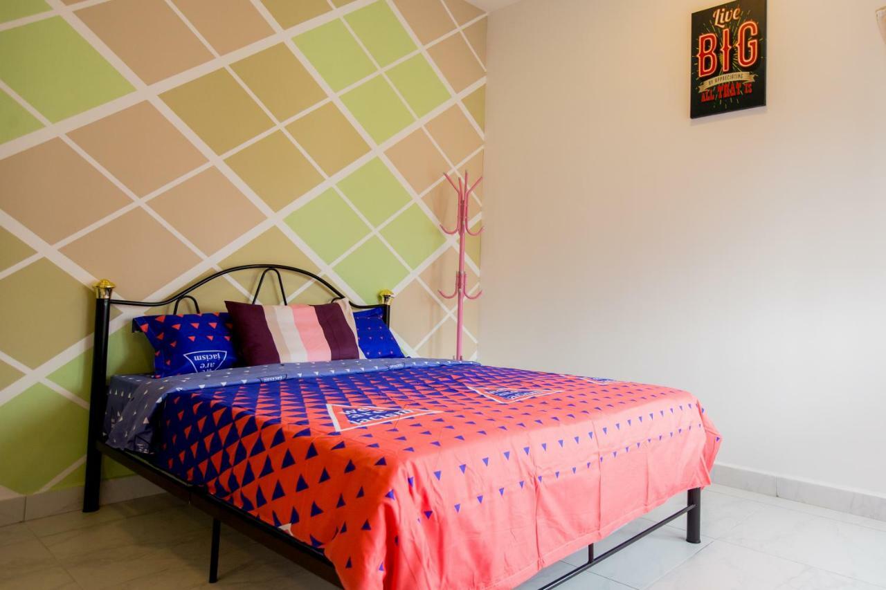 Icolor Home & Stay Ch5 Tanah Rata Exteriör bild